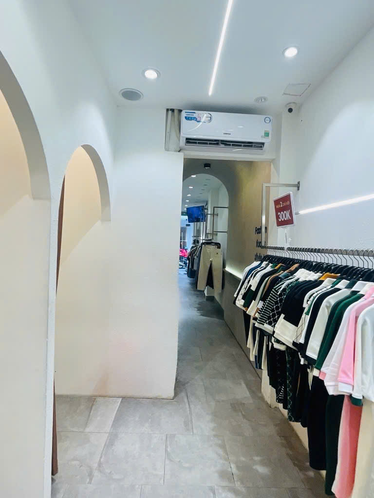 VIP Q.10 – HXH SƯ VẠN HẠNH – 60M2 – NHÀ ĐẸP Ở & KINH DOANH – NHỈNH 19 TỶ.<br><br><br><br>  <br><br><br><br><br><br> - Ảnh 1